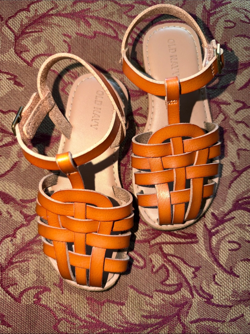Old Navy Girls' Tan/Chestnut Woven T-Strap Sandals